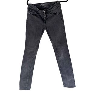 American Eagle Black Skinny Super Stretch Jeans Size 6